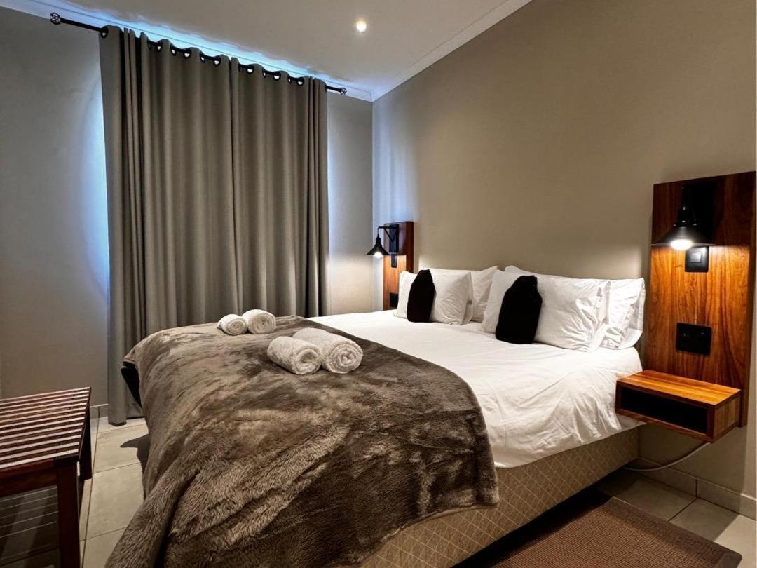 מריינטל Flying Ostrich Guesthouse & Self-Catering Accommodation חדר תמונה